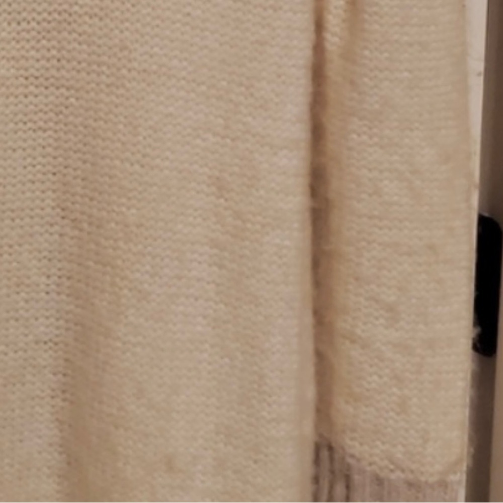 Bella Swan Breaking Dawn ALT Color Billabong Dharma Cardigan - Picture 6 of 15
